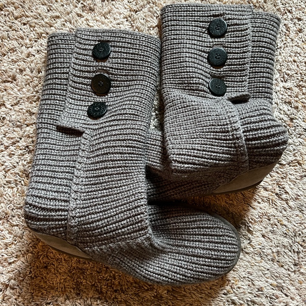 UGG Classic Cardy boots, size 9